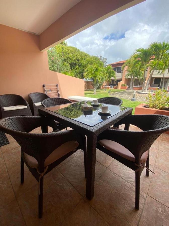 Aruba , Eagle Beach Townhouse Palm Beach Exterior photo