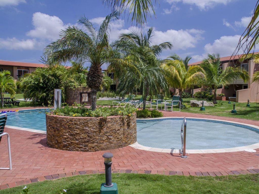 Aruba , Eagle Beach Townhouse Palm Beach Exterior photo